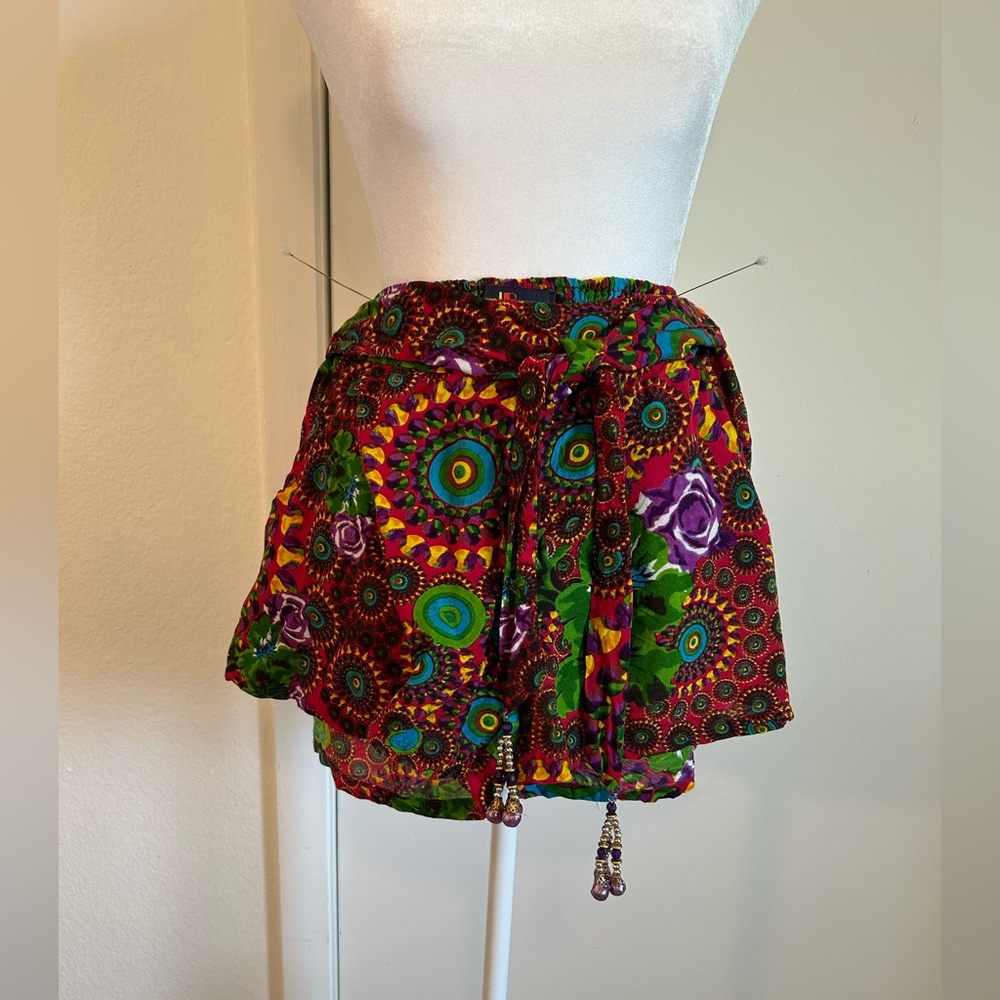 Junglee Billee Colorful Patterned Women's Shorts with a Linen Feel